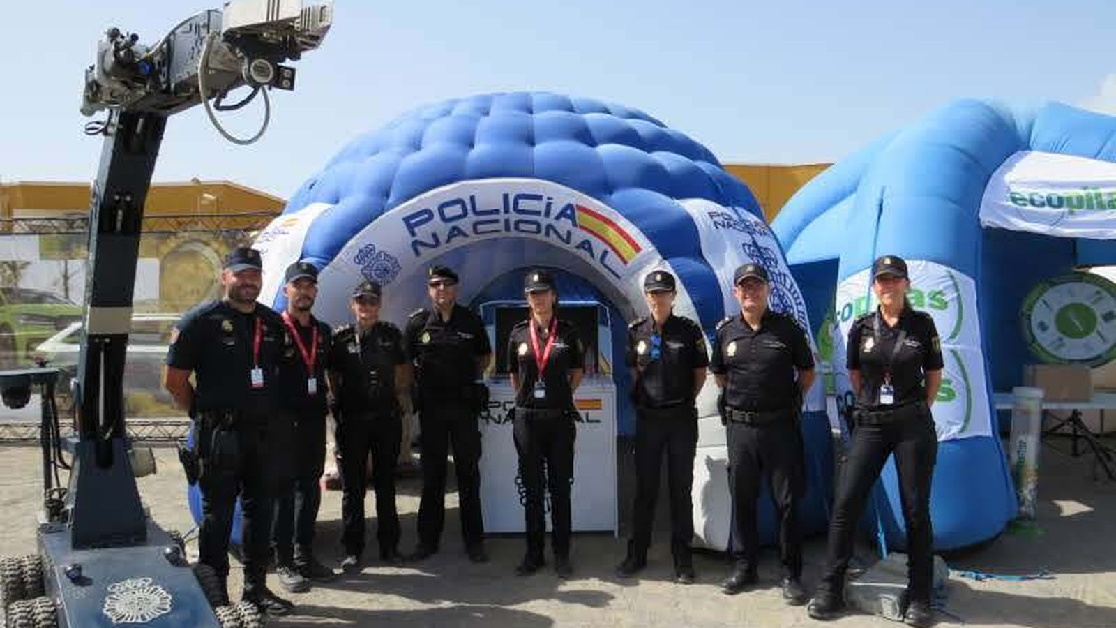 Garantes de la seguridad de los ciclistas de la Vuelta a España
