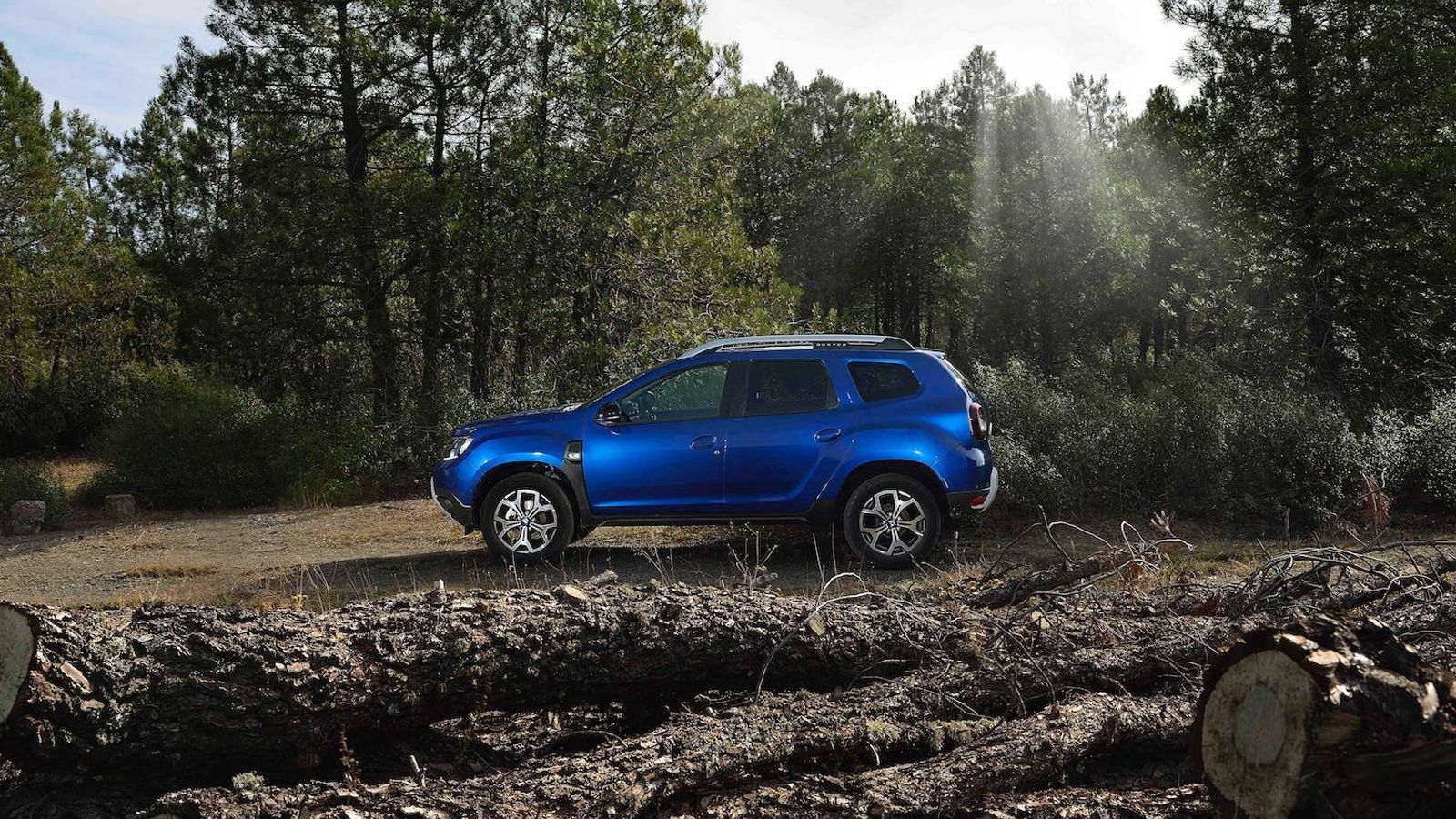 No cabe esperar, con 100 CV, prestaciones rápidas: se defiende bien en carretera, pero exige cierta atención al cambio para ello.