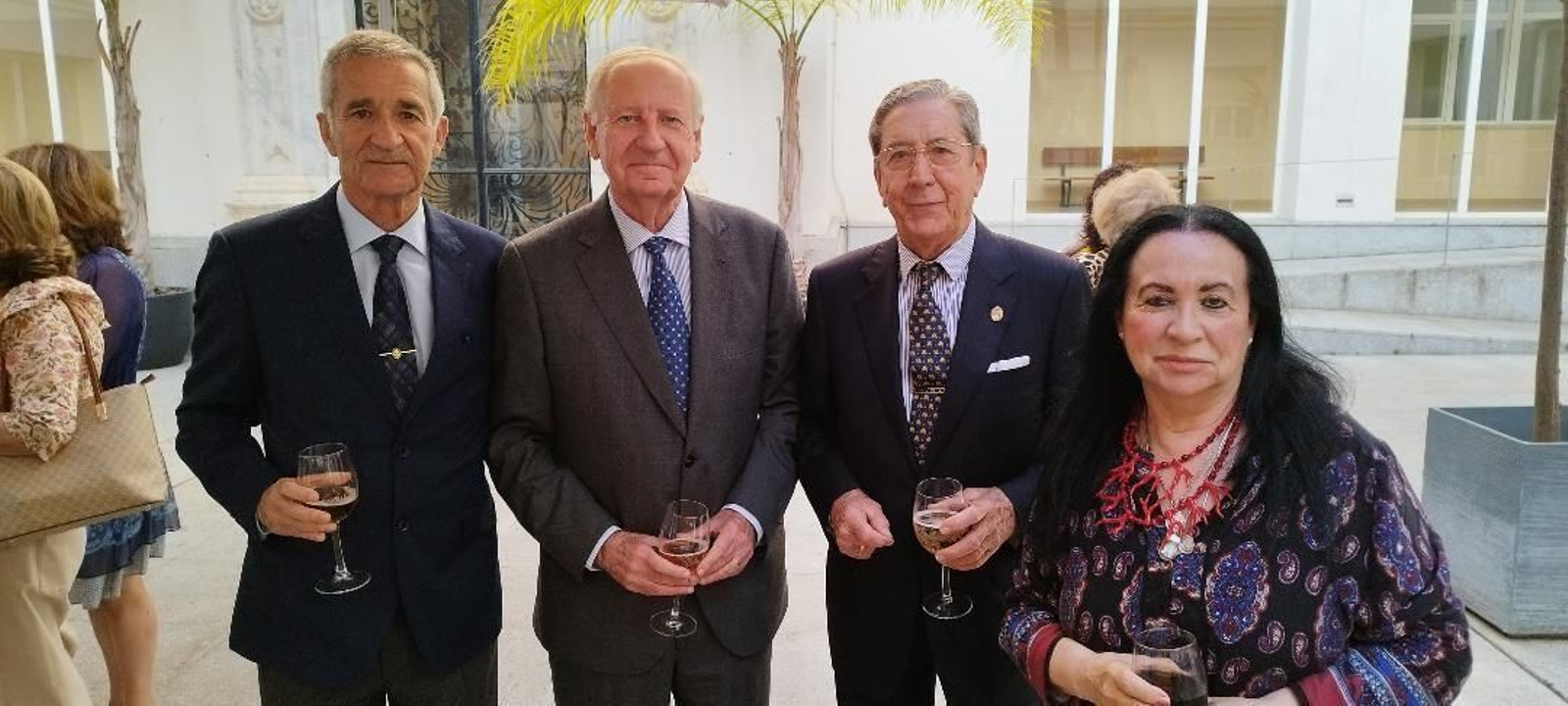 Fernando Belizón, José Enrique de Benito y José Manuel Pérez Díaz-Alersi. Fernando Belizón, José Enrique de Benito y José Manuel Pérez Díaz-Alersi.
