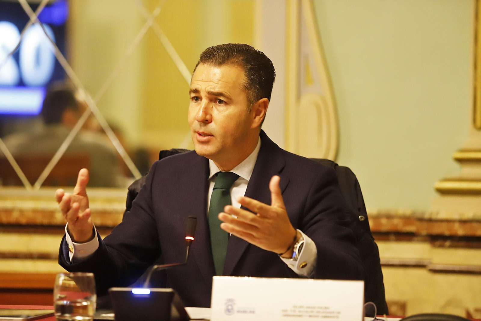 Imágenes del pleno ordinario del mes de diciembre en el Ayuntamiento de Huelva