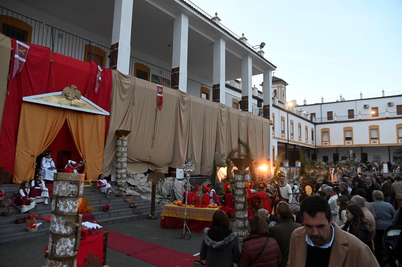 Las mejores imágenes del belén viviente de Salesianos de Córdoba