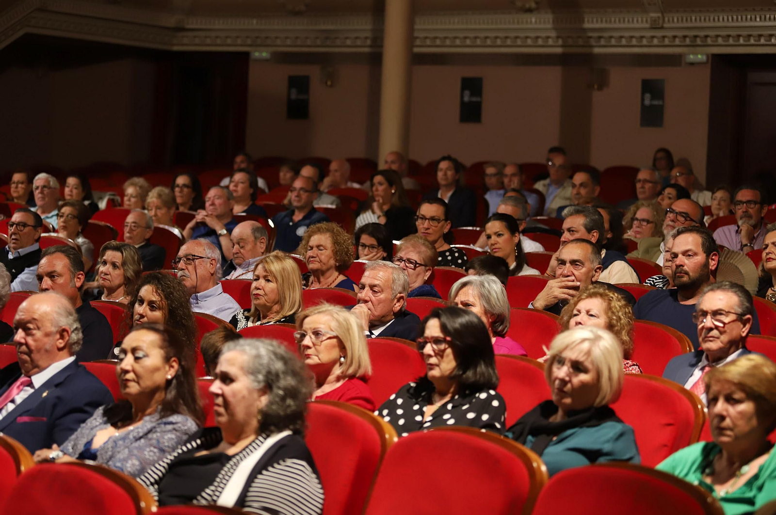 Eduardo Fernández Jurado pregona a la Hermandad de Emigrantes, en imágenes