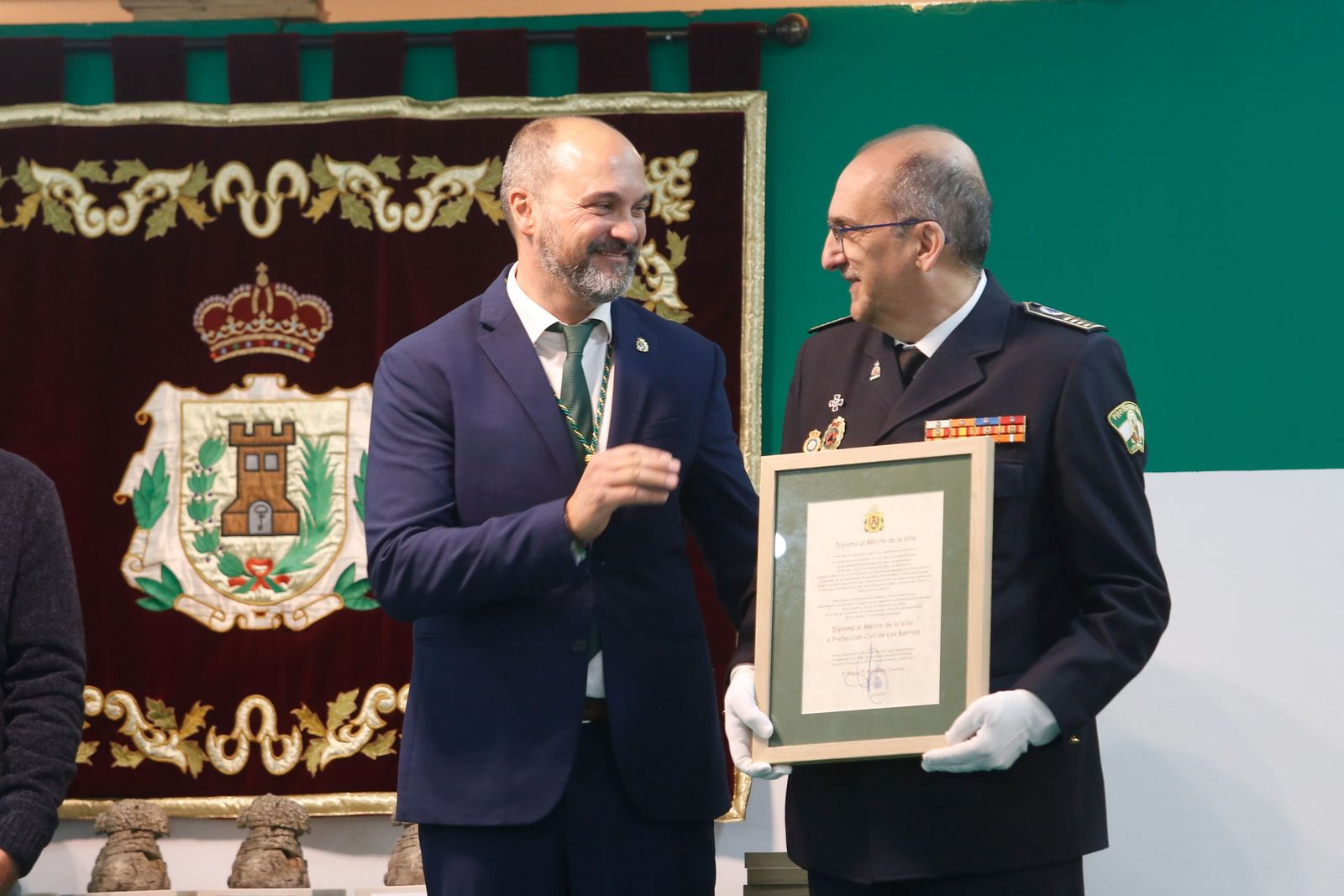 Fotos de la entrega de reconocimientos por el Día de Andalucía en Los Barrios