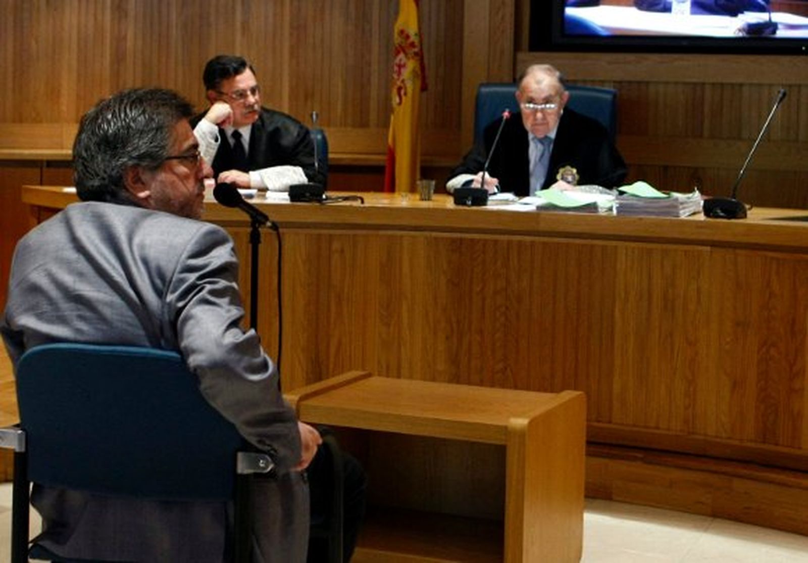 Otegi expresa públicamente el rechazo de Batasuna al uso de la violencia