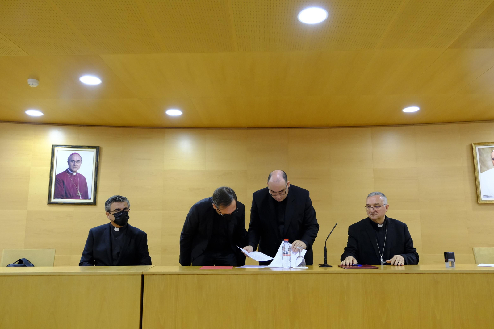 Fotogalería toma posesión nuevos cargos Obispado de Almería