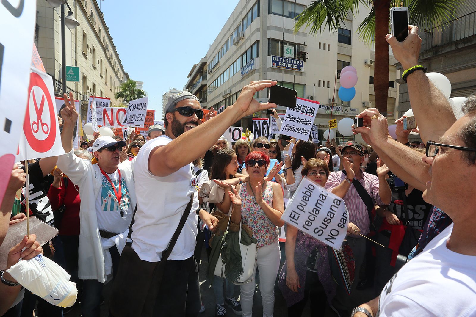 Las Imágenes de la Manifestación por una Sanidad Digna
