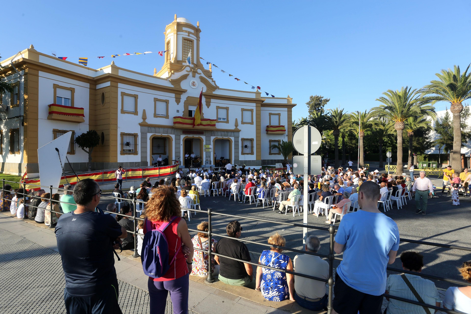 Las imágenes del concierto de la Virgen del Carmen en la comandancia marina