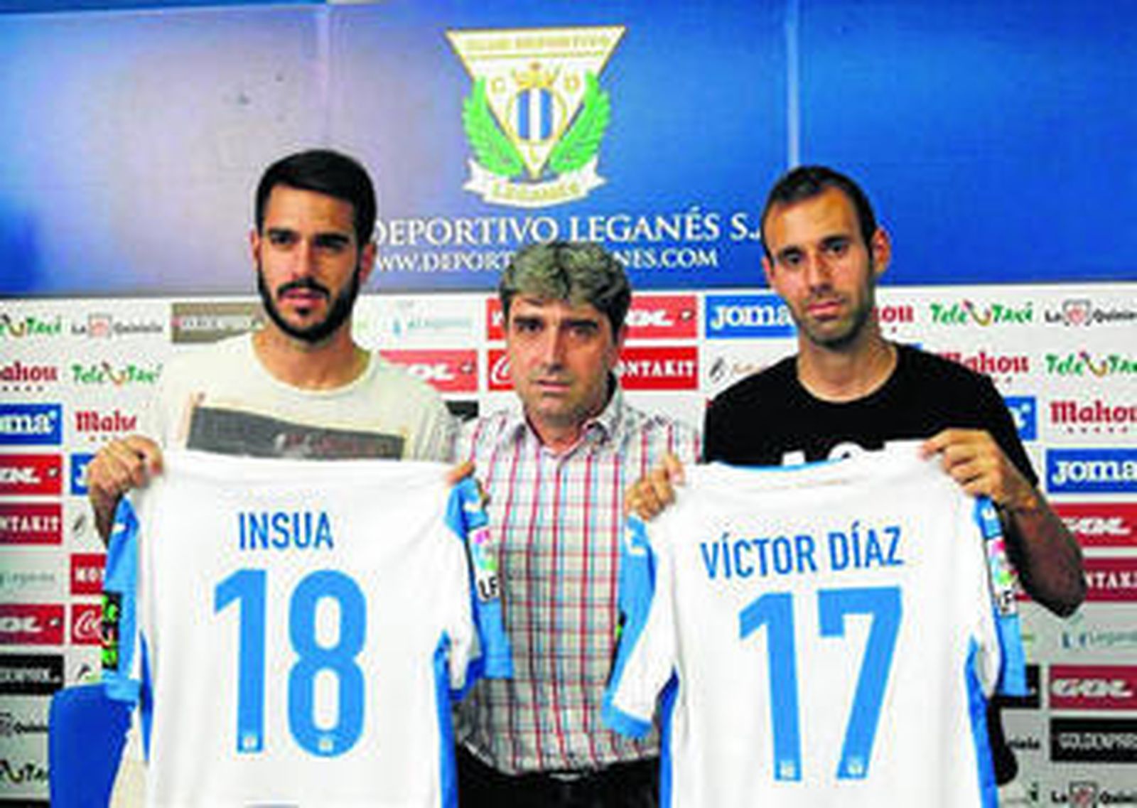 Chema, en la presentación de dos de sus jugadores.