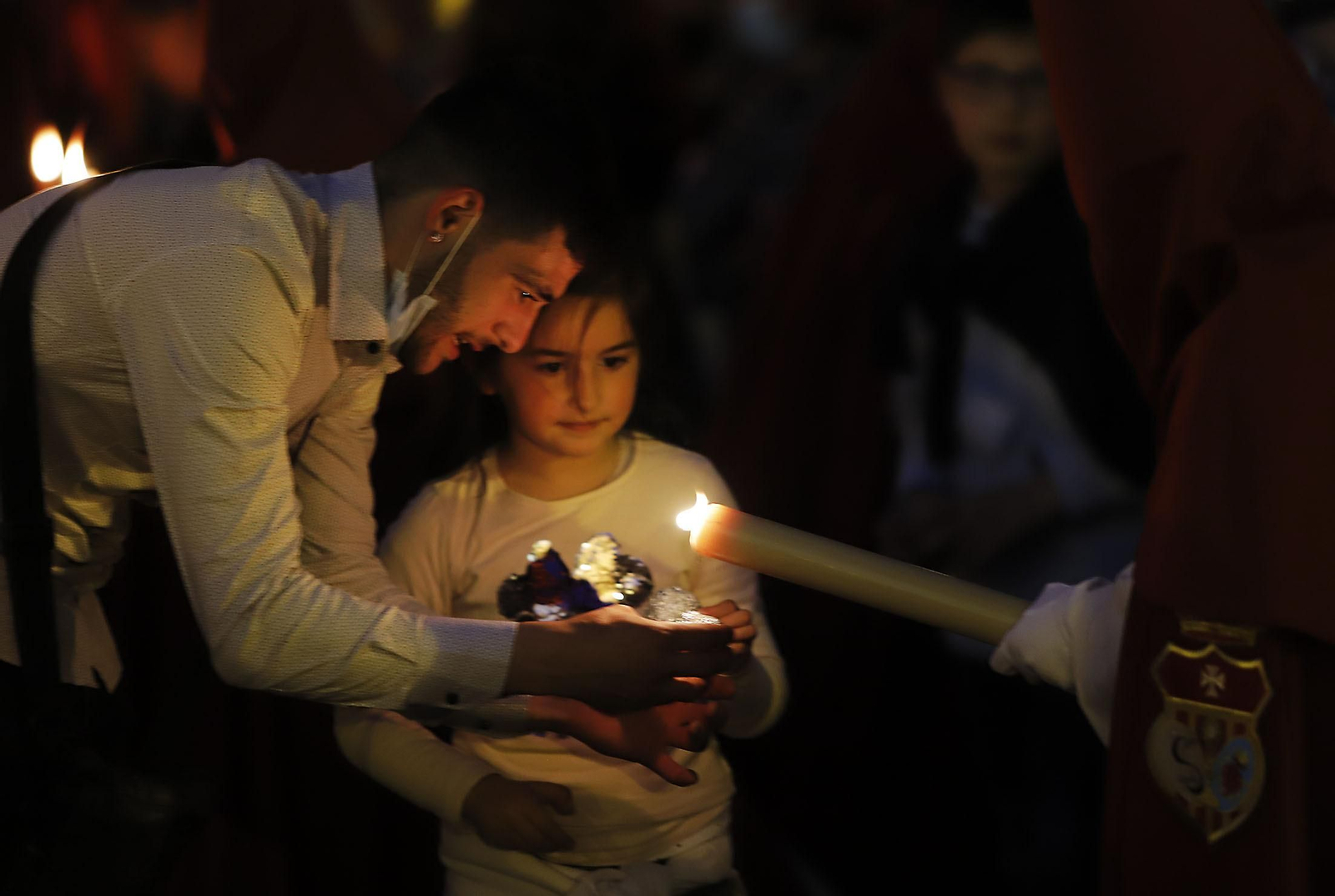 La Hermandad de Los Judíos en su recorrido por las calles de Huelva en el Jueves Santo
