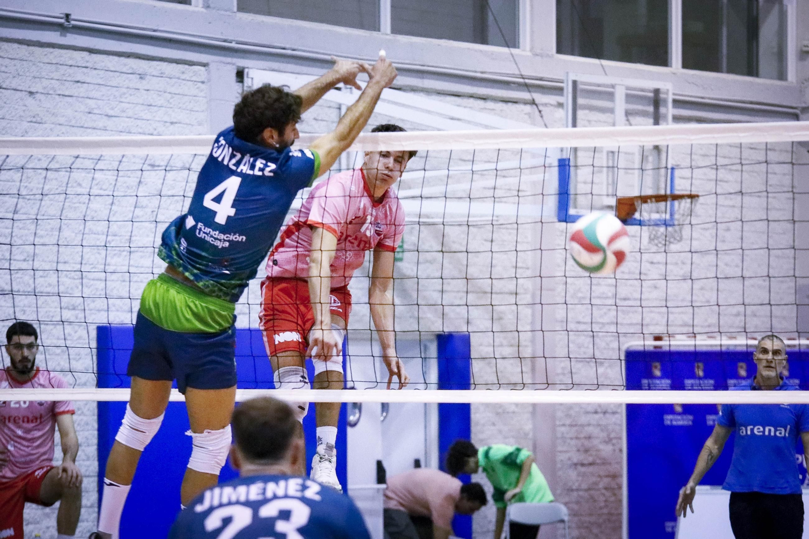 Unicaja Costa de Almería-Arenal Emeve de la Superliga, en imágenes