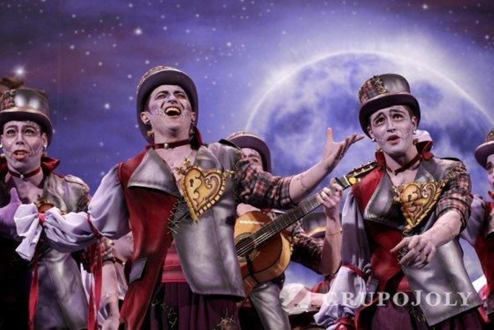 La comparsa perfecta.

Foto: Lourdes de Vicente · Fito Carreto