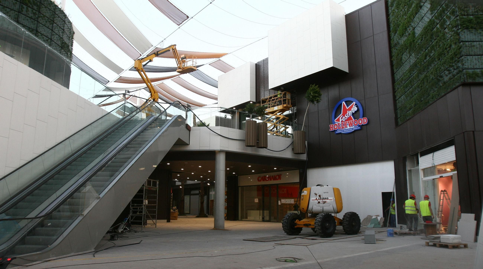 Obras en el centro comercial Holea de Huelva, uno de los proyectos gestionados por la constructora San José en Andalucía