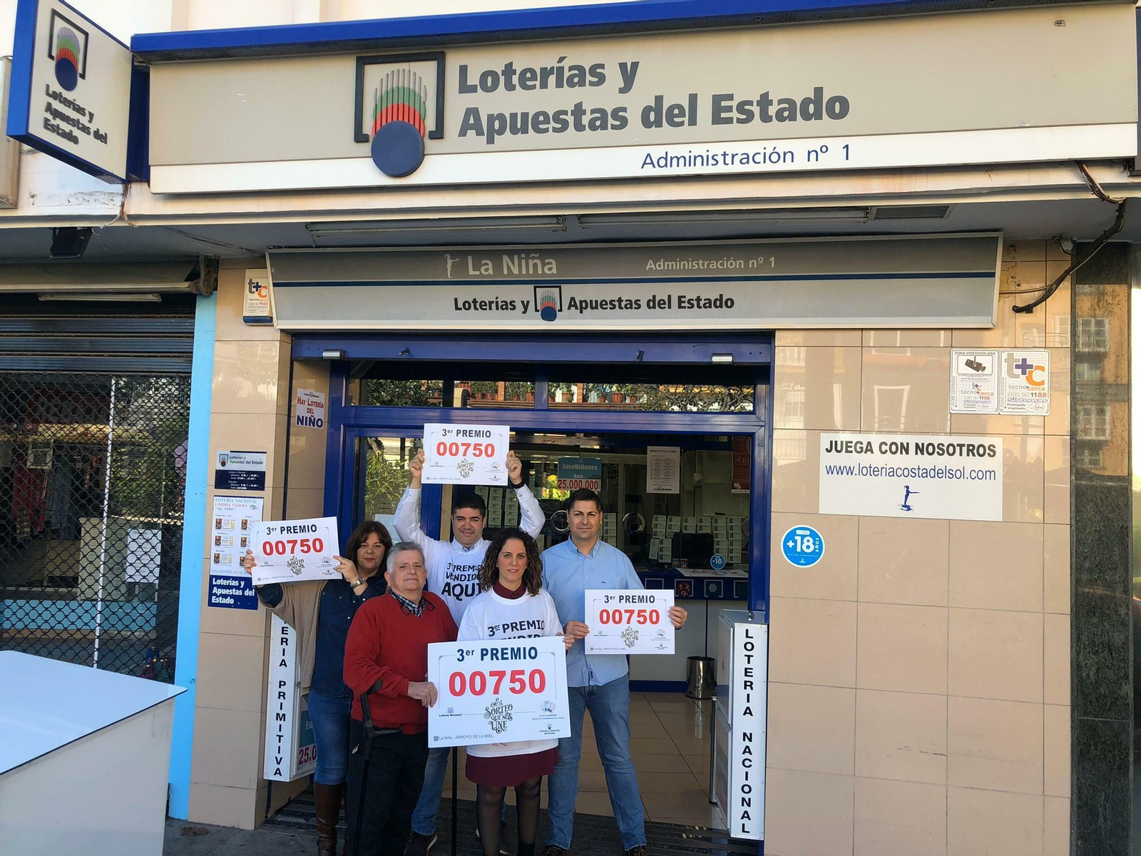 Las fotos de los premios de la Lotería de Navidad en Málaga