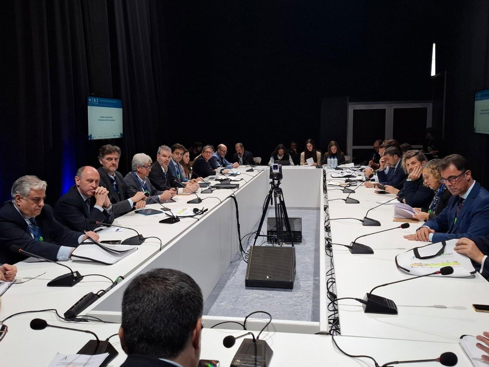 Vista de la primera reunión del grupo de trabajo para fomentar el uso de SAF en Andalucia.