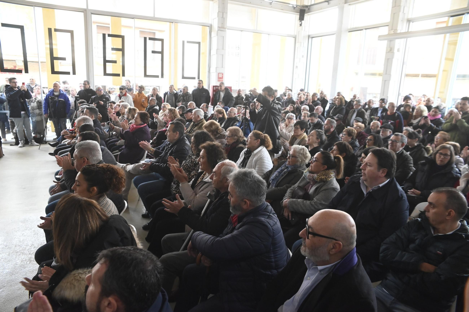 El tenso pleno de la moción de censura en Peñarroya-Pueblonuevo, en imágenes