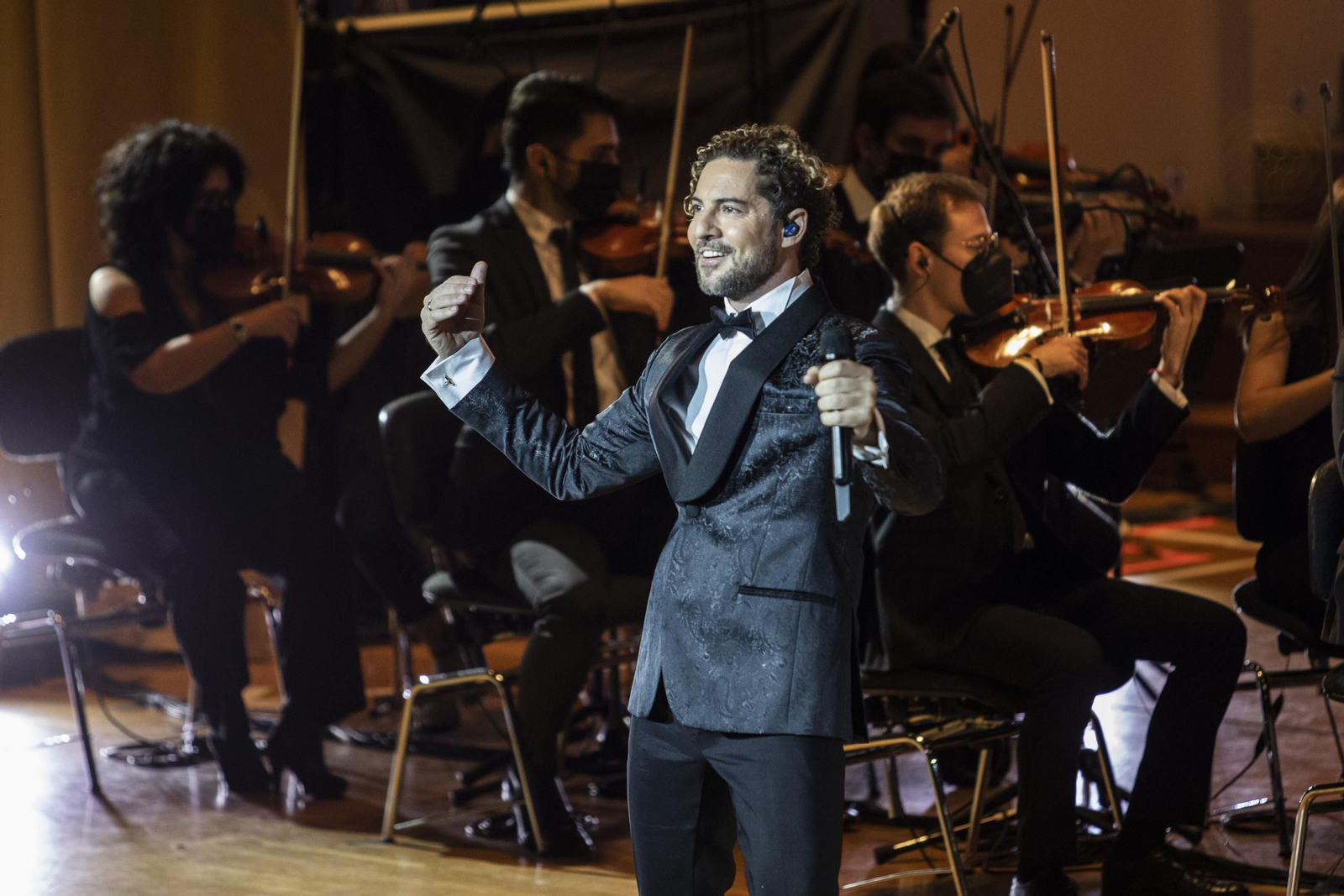 El concierto de  David Bisbal Filarmónico by Cosentino en Granada, en imágenes