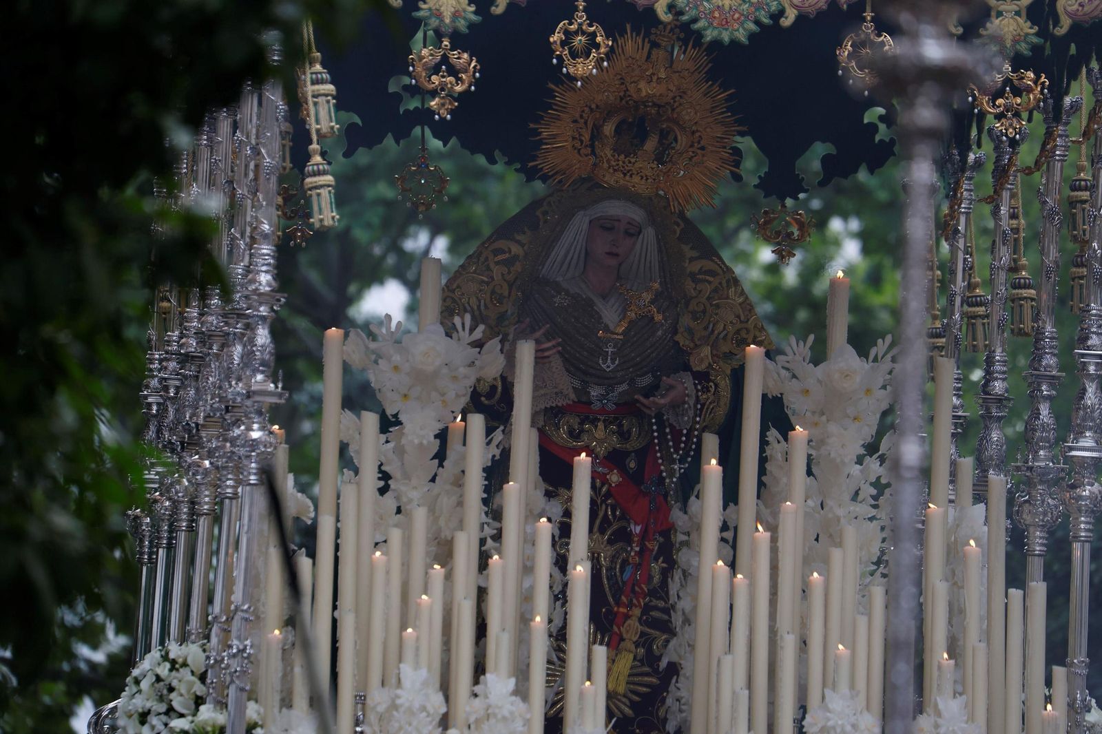 La procesión de la Sagrada Cena en este Jueves Santo de Córdoba, en imágenes