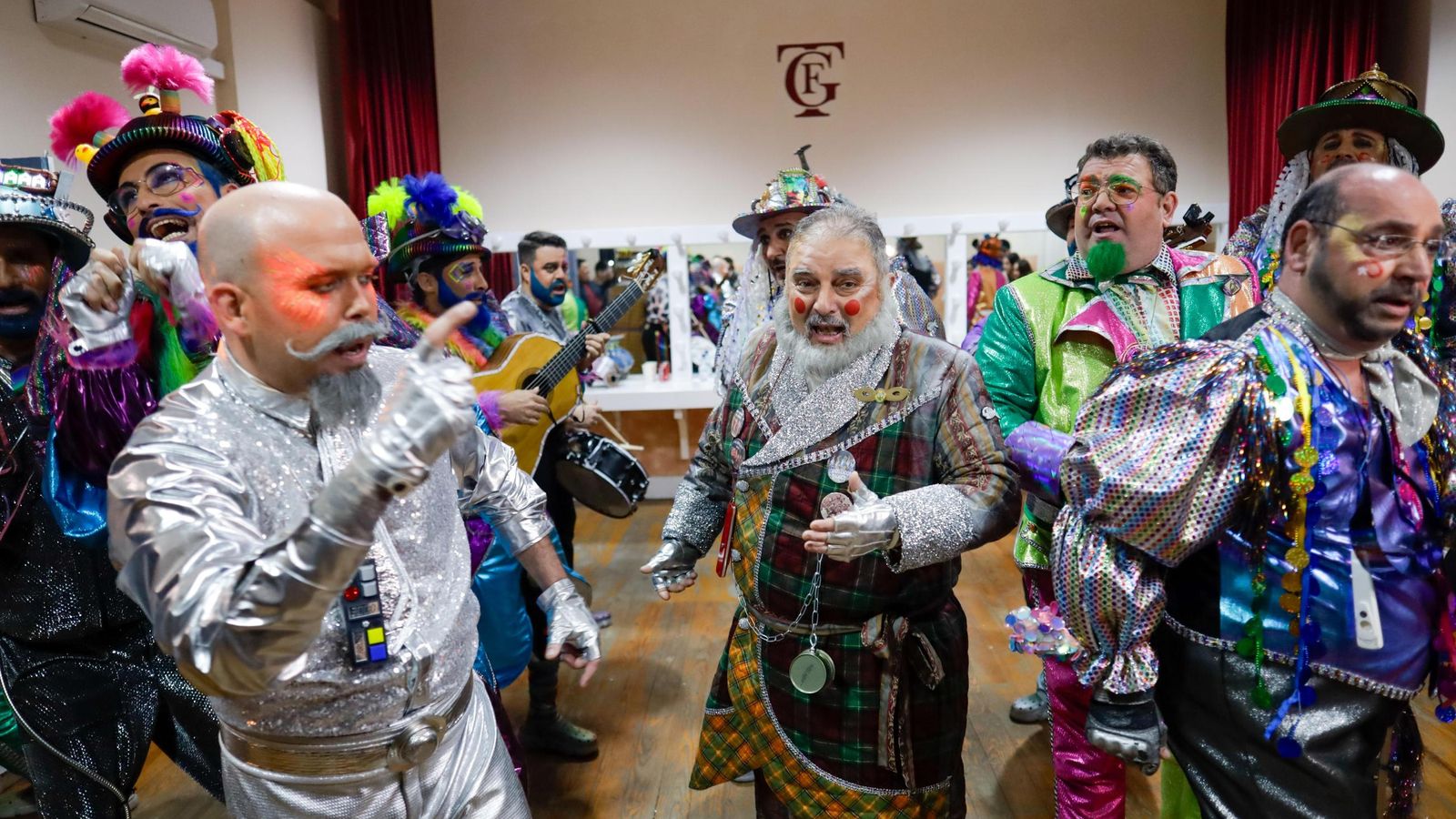 Búscate entre las mejores imágenes de la primera sesión de semifinales del COAC 2025