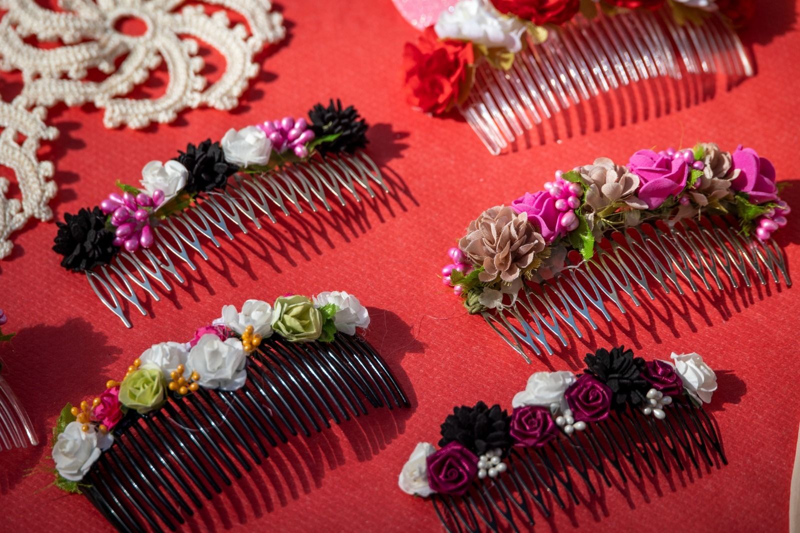 Las imágenes del I Encuentro de Bolillos de la asociación Mujeres de Acero