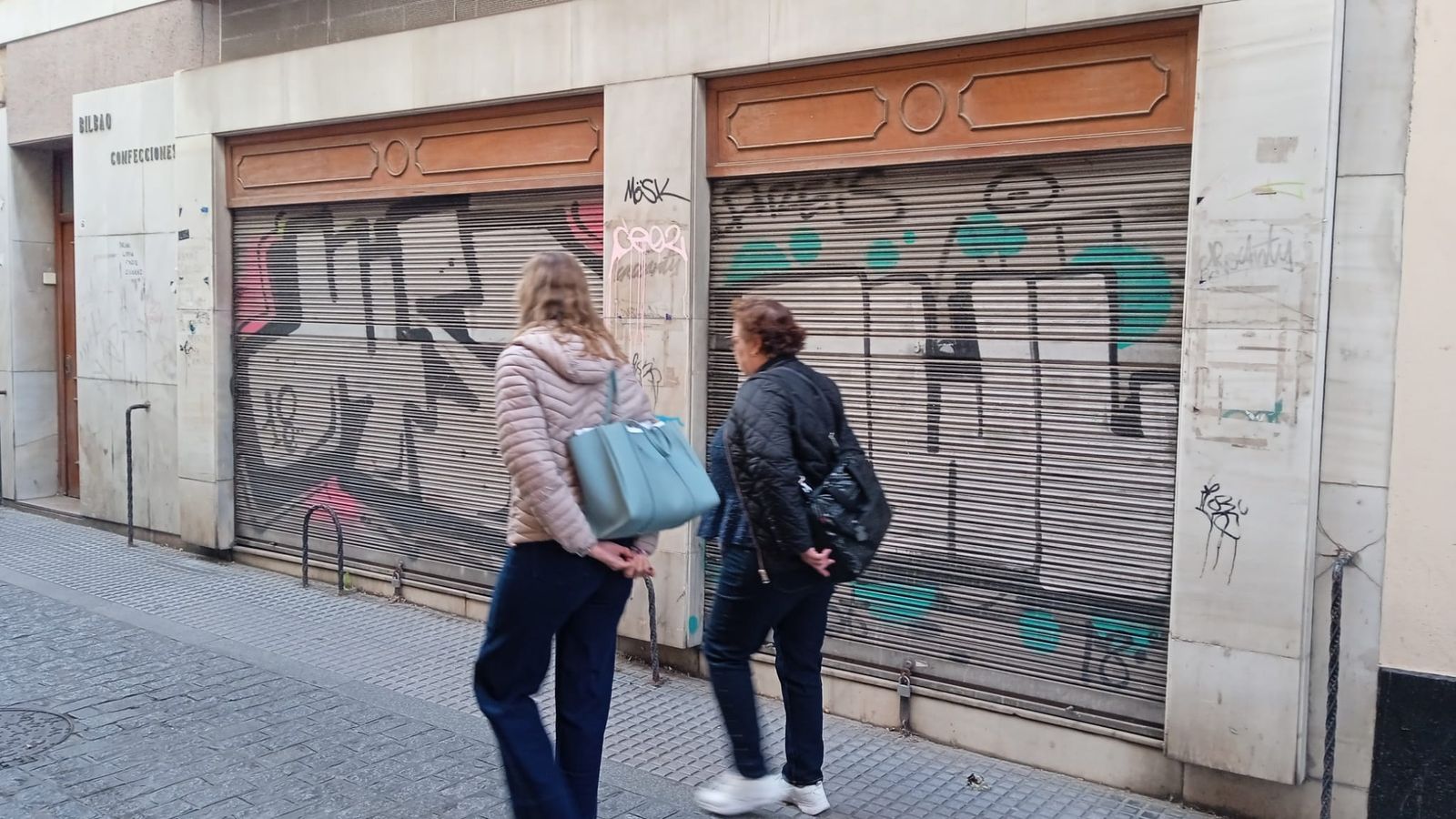 El local que ocupó Confecciones Bilbao en la calle Sacramento.
