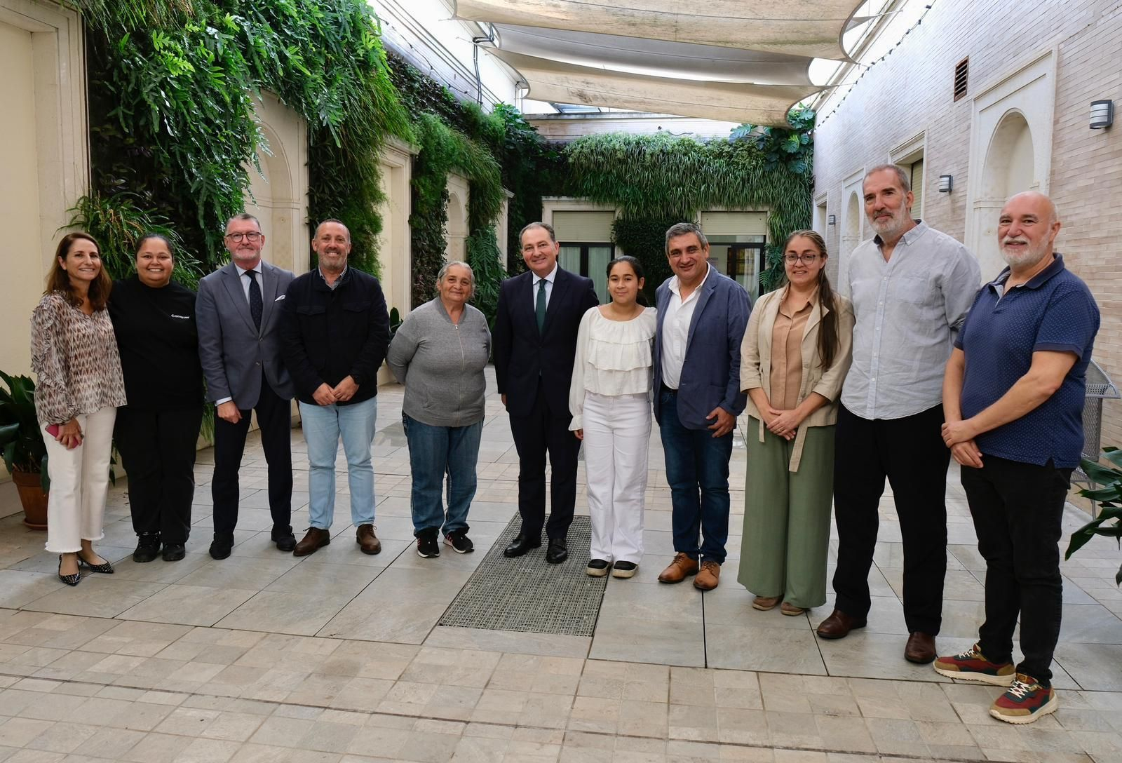 Un momento del encuentro con el presidente de Diputación.