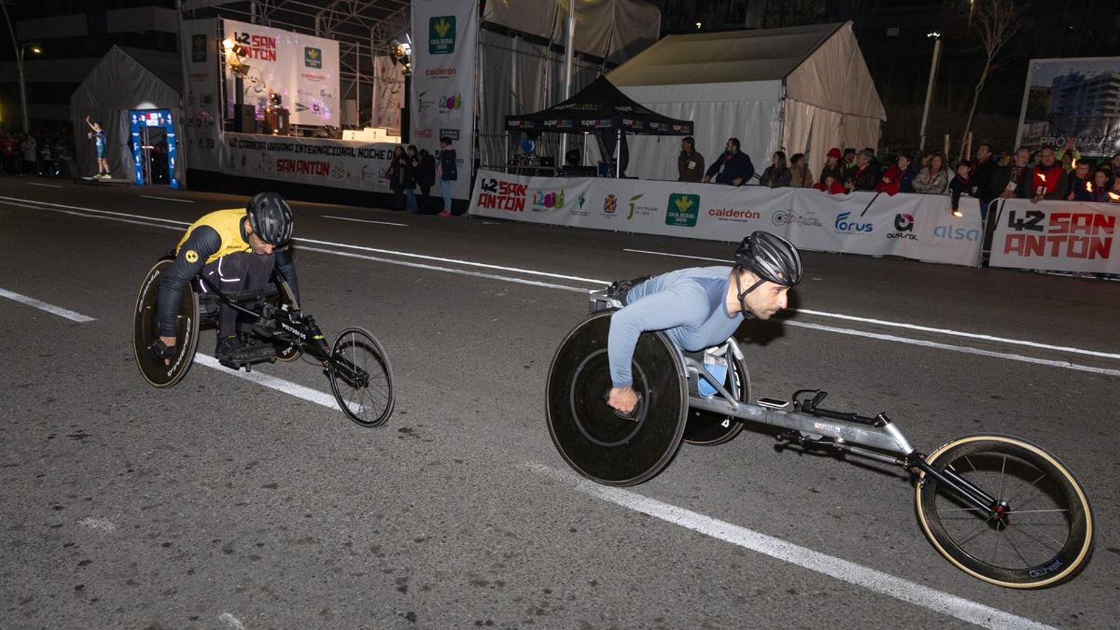 En imágenes: la élite del atletismo mundial despliega su calidad en la Carrera de San Antón de Jaén