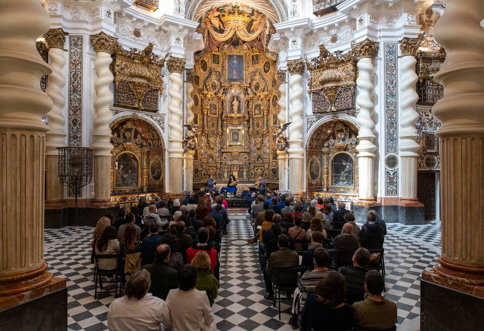 Axabeba en la espléndida San Luis de los Franceses