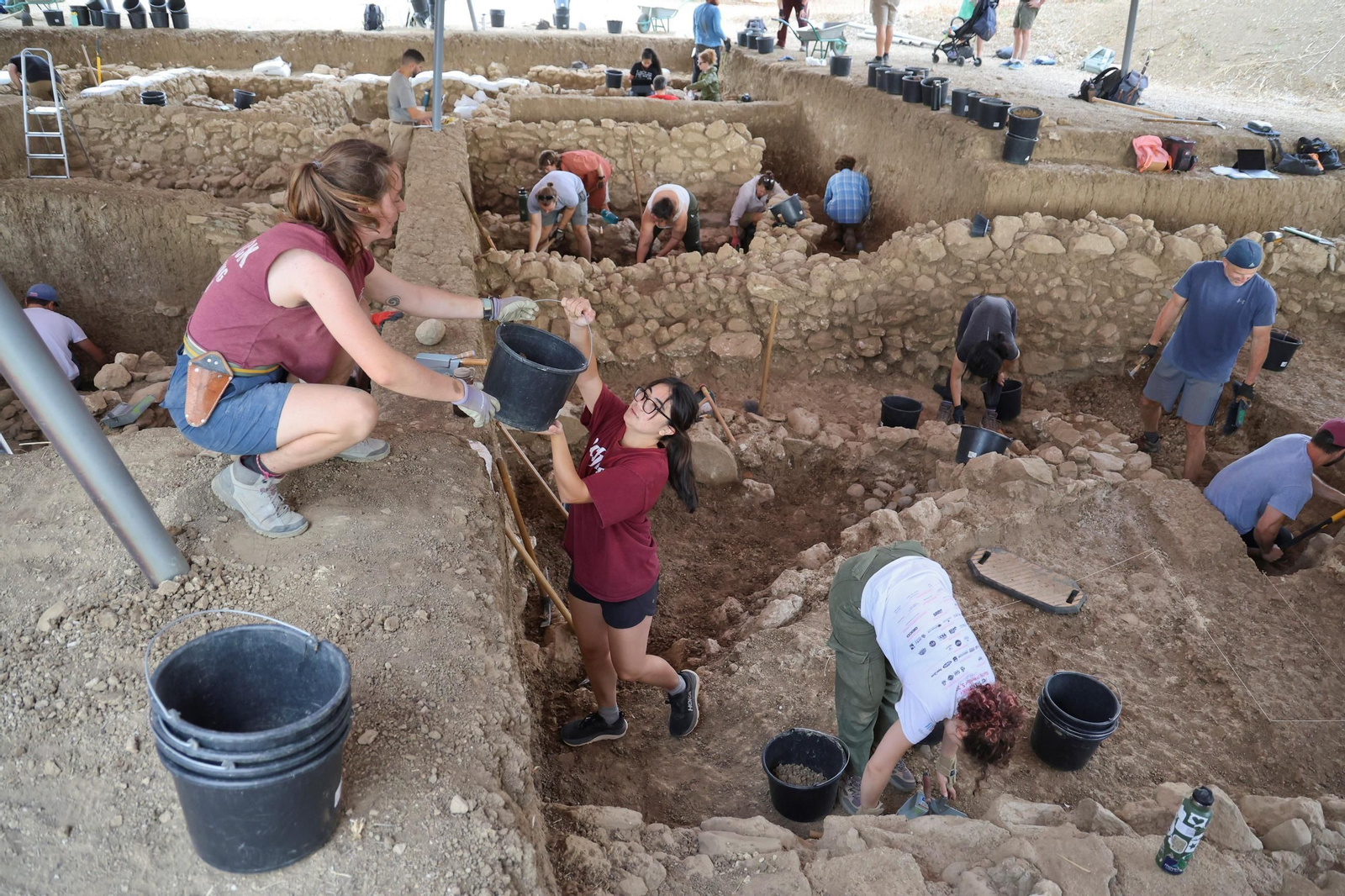 La Málaga fenicia del Cerro del Villar, en fotos