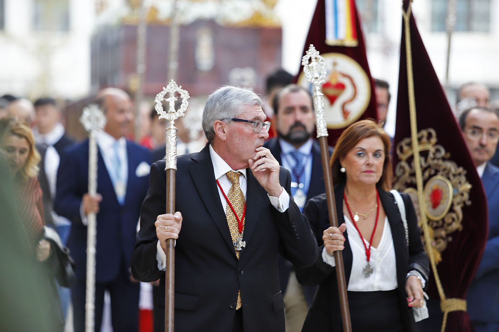 Imágenes del Sagrado corazón de Jesús en procesión por las calles del centro