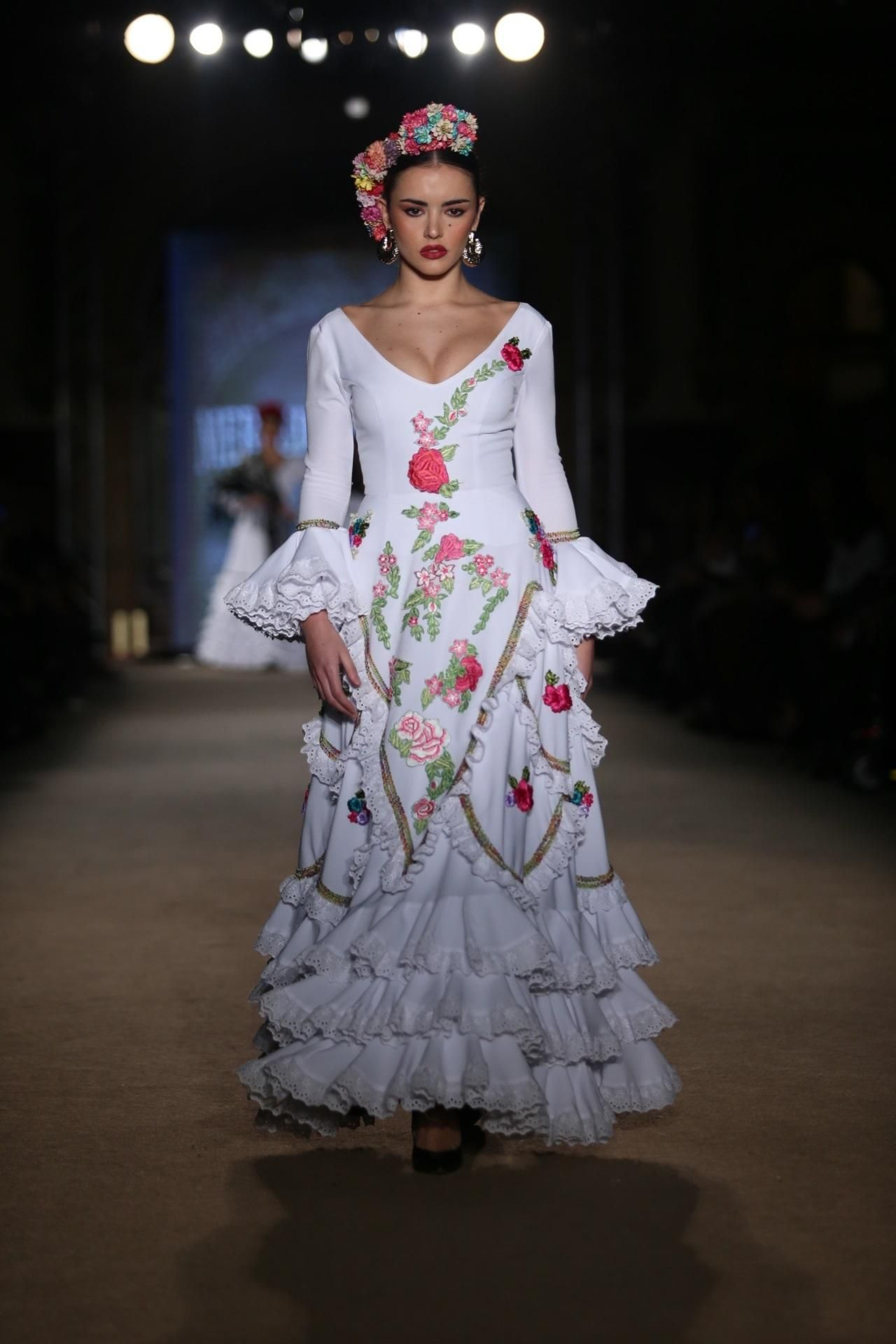 El traje de flamenca blanco y sus versiones más bonitas de esta temporada