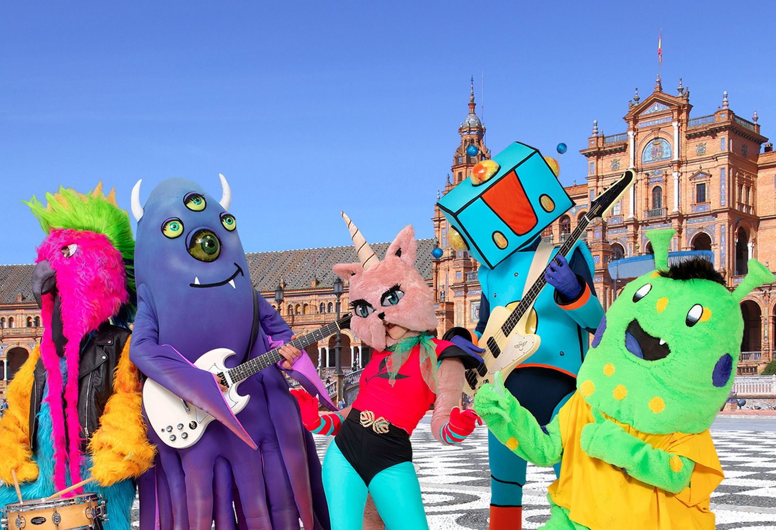 Los Monstrurock harán una visita muy especial este miércoles 27 (12:00) realizando un recorrido en un típico coche de caballos para conocer el entorno de la Giralda y la Plaza de España, donde pararán a hacerse fotos como recuerdo de su visita a nuestra ciudad.