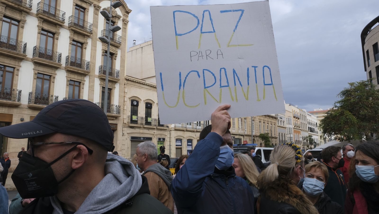 Fotogalería de las protestas contra la invasión rusa en Ucrania. Almería.