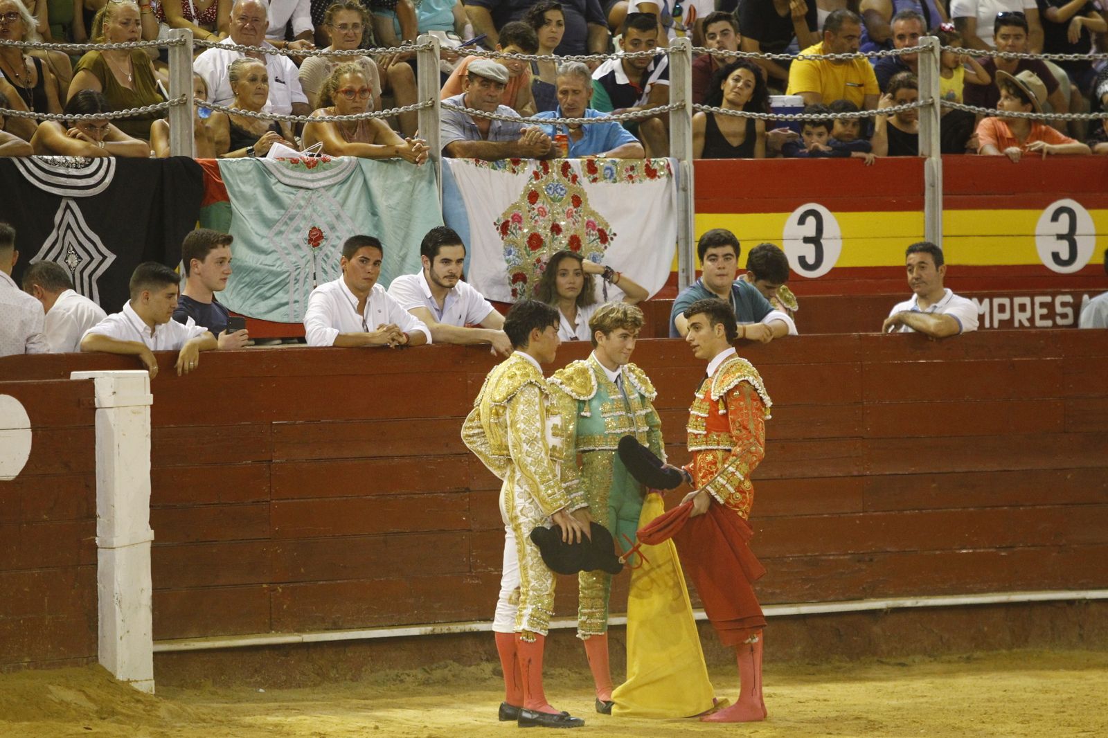 Imágenes de la novillada organizada por la Escuela Taurina de Almería