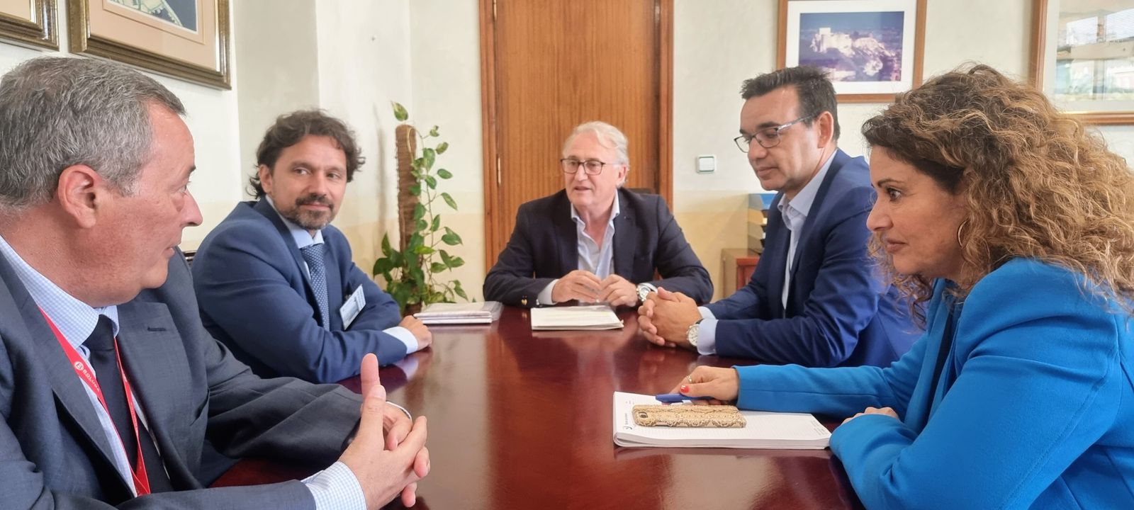 Boluda Towage Spain y la Autoridad Portuaria de Almería analizan el servicio de remolque