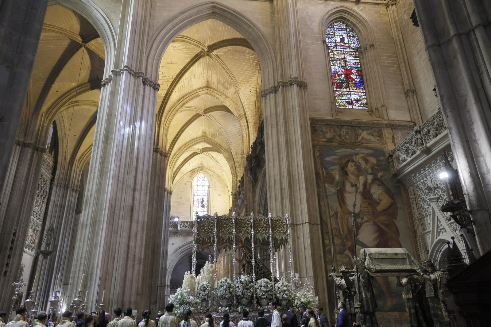 las imágenes de la procesión de la Esperanza de Triana a la Catedral