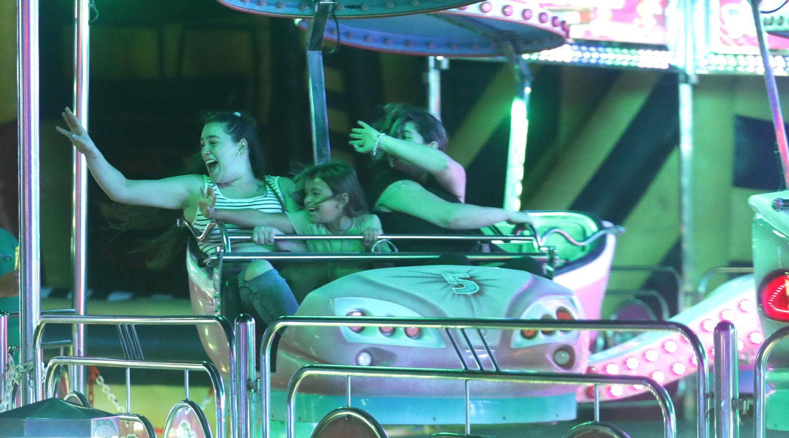 Búscate en las fotos del domingo en la Feria de Tarifa