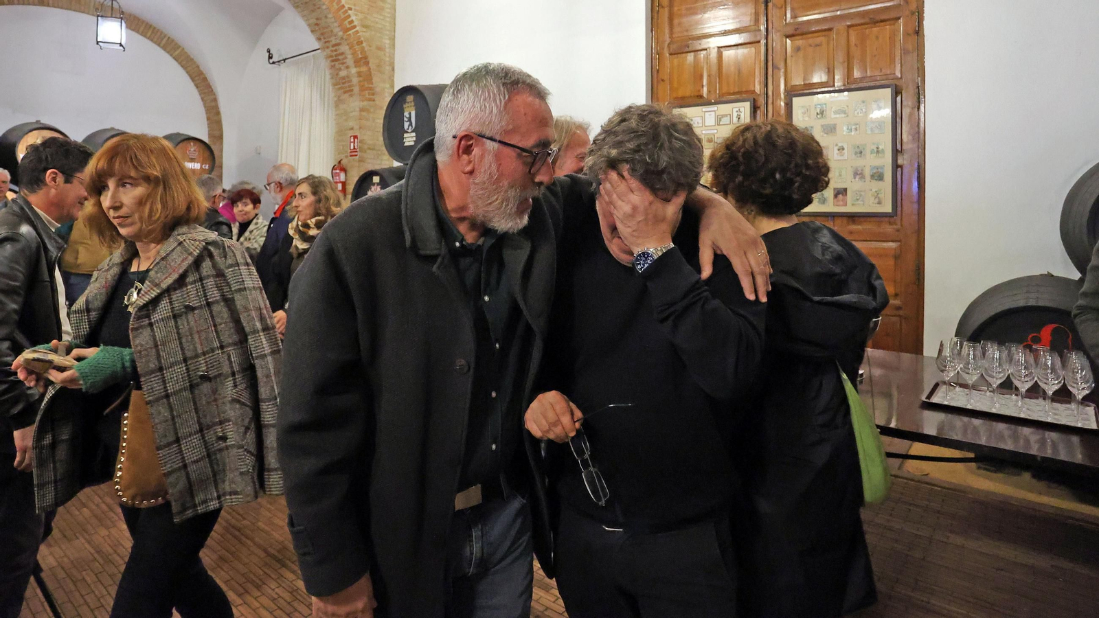 Las fotos de la presentación de 'Sorbos de sacristía', la obra póstuma de Juan Pedro Simó