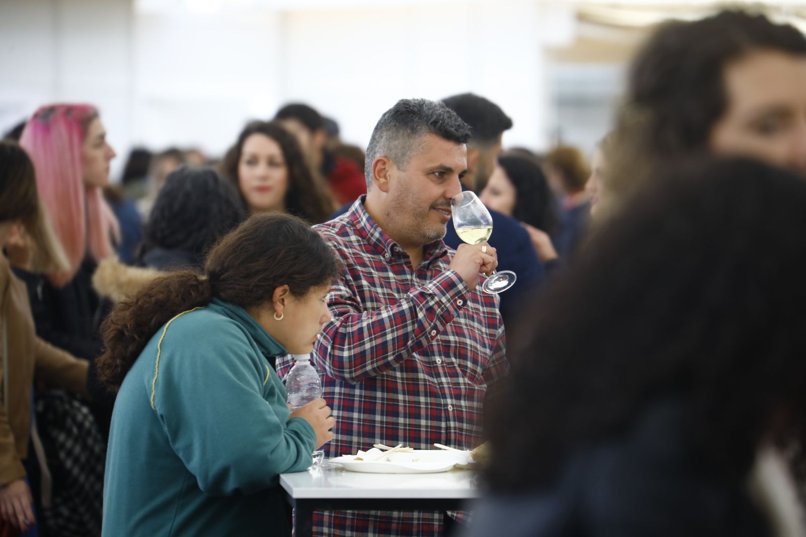 Las imágenes de un lluvioso tercer día de la Cata del Vino en Córdoba