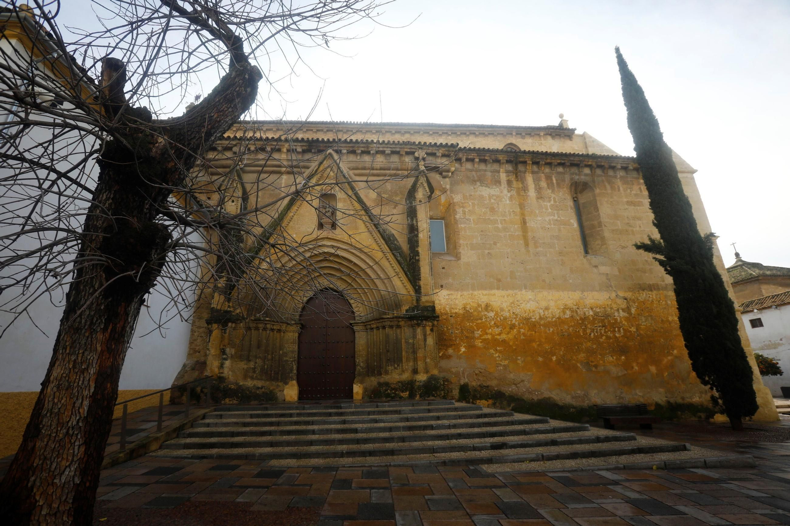 Un paseo en imágenes por el barrio de Santa Marina en pleno invierno