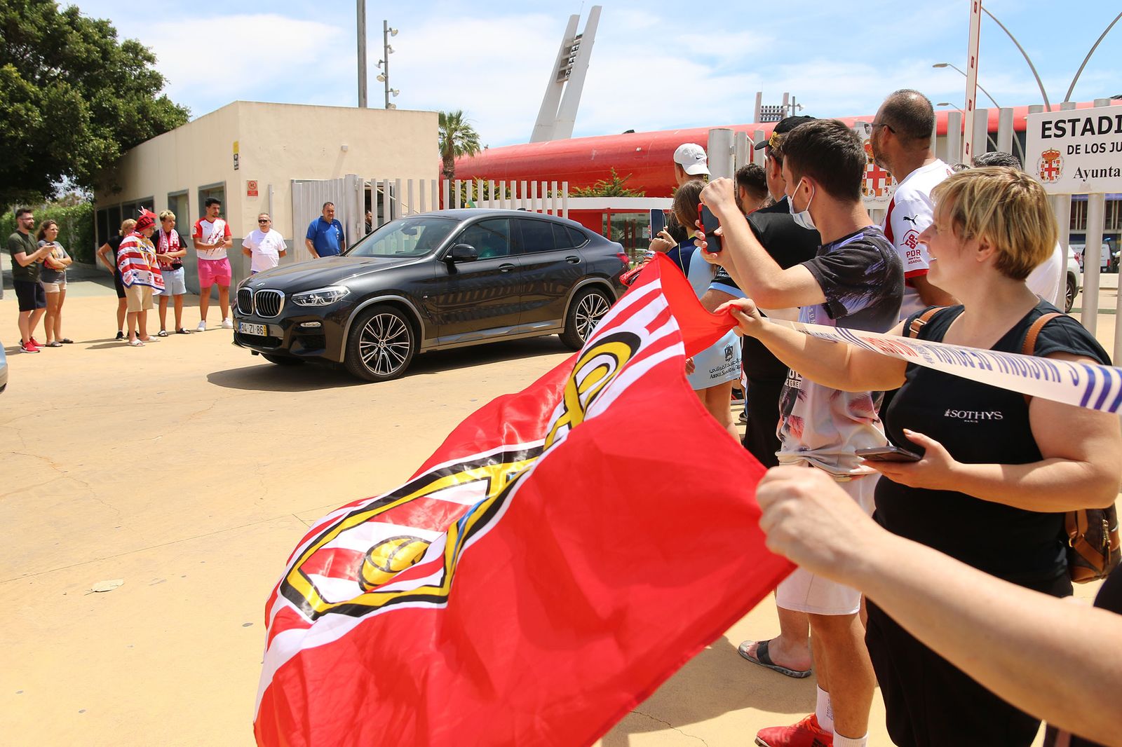 Fotogalería de la llegada de la UDA al aeropuerto de Almería