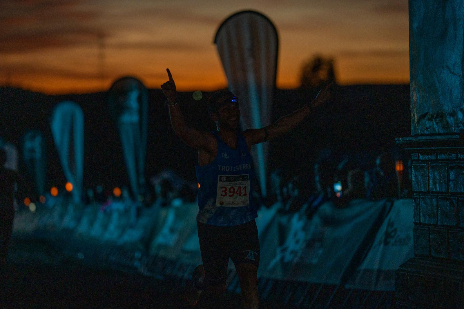 Las fotos de la prueba nocturna del Cross de Itálica