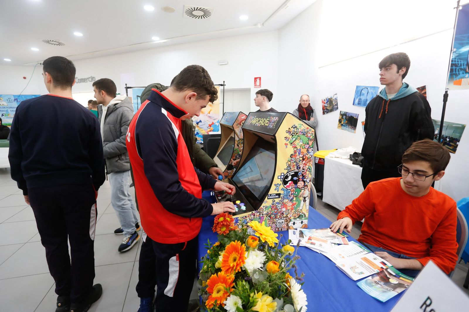Las fotos de la XIII Feria de Ciclos Formativos Campo de Gibraltar en el Palacio de Congresos de La Línea