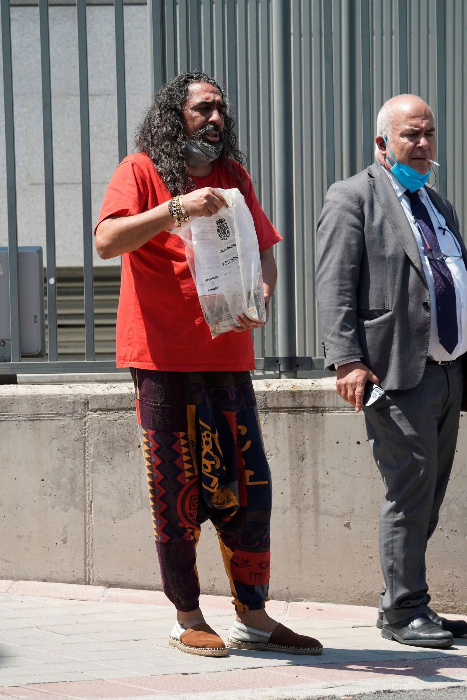 Diego 'El Cigala' tras salir en libertad.