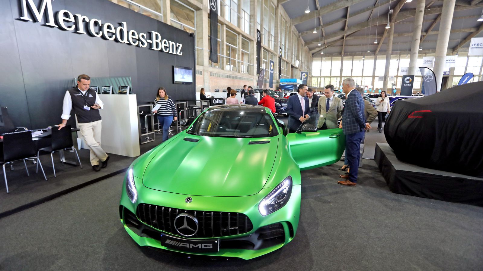 Éste es el coche más caro de Motorsur: el Mercedes GT Coupé AMG.