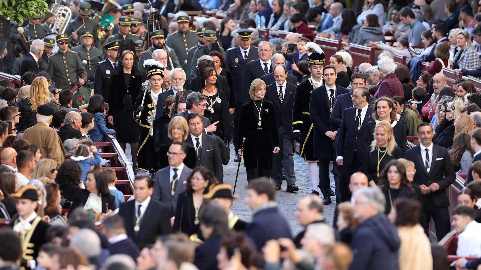 Imágenes de la Hermandad de la Piedad en el Sábado Santo de Jerez 2025