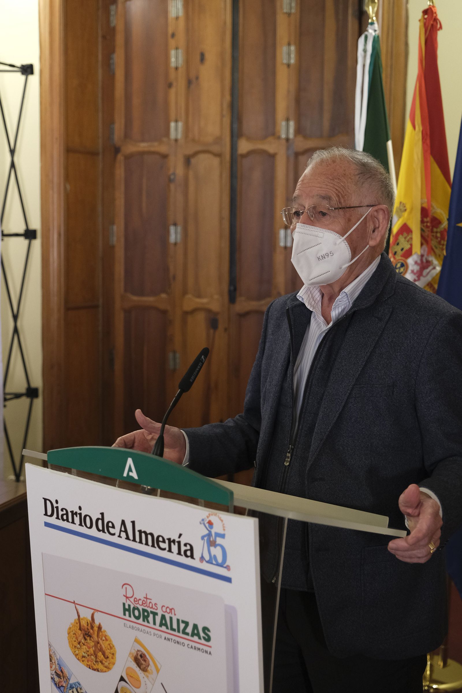 Fotogalería presentación libro 'Recetas con Hortalizas'. Diario de Almería