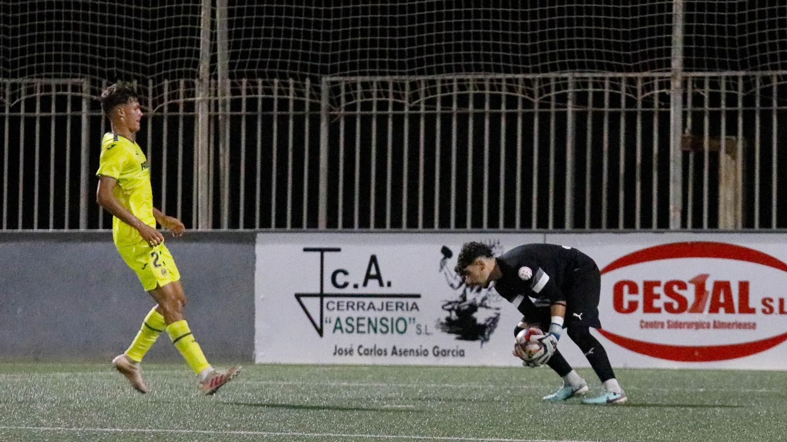 El guardameta Sergio Portero se perderá el encuentro al ser expulsado la pasada jornada frente al San Félix.