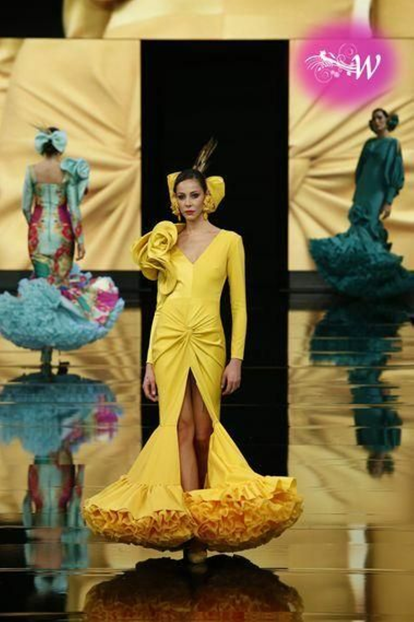 Así es la colección 2020 de flamenca de Ana Morón, todas las fotos del desfile en SIMOF