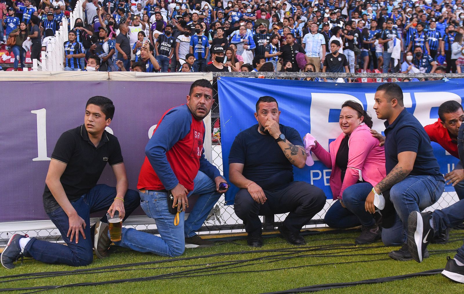 Las imágenes de la pelea en el fútbol mexicano entre Querétaro y Atlas