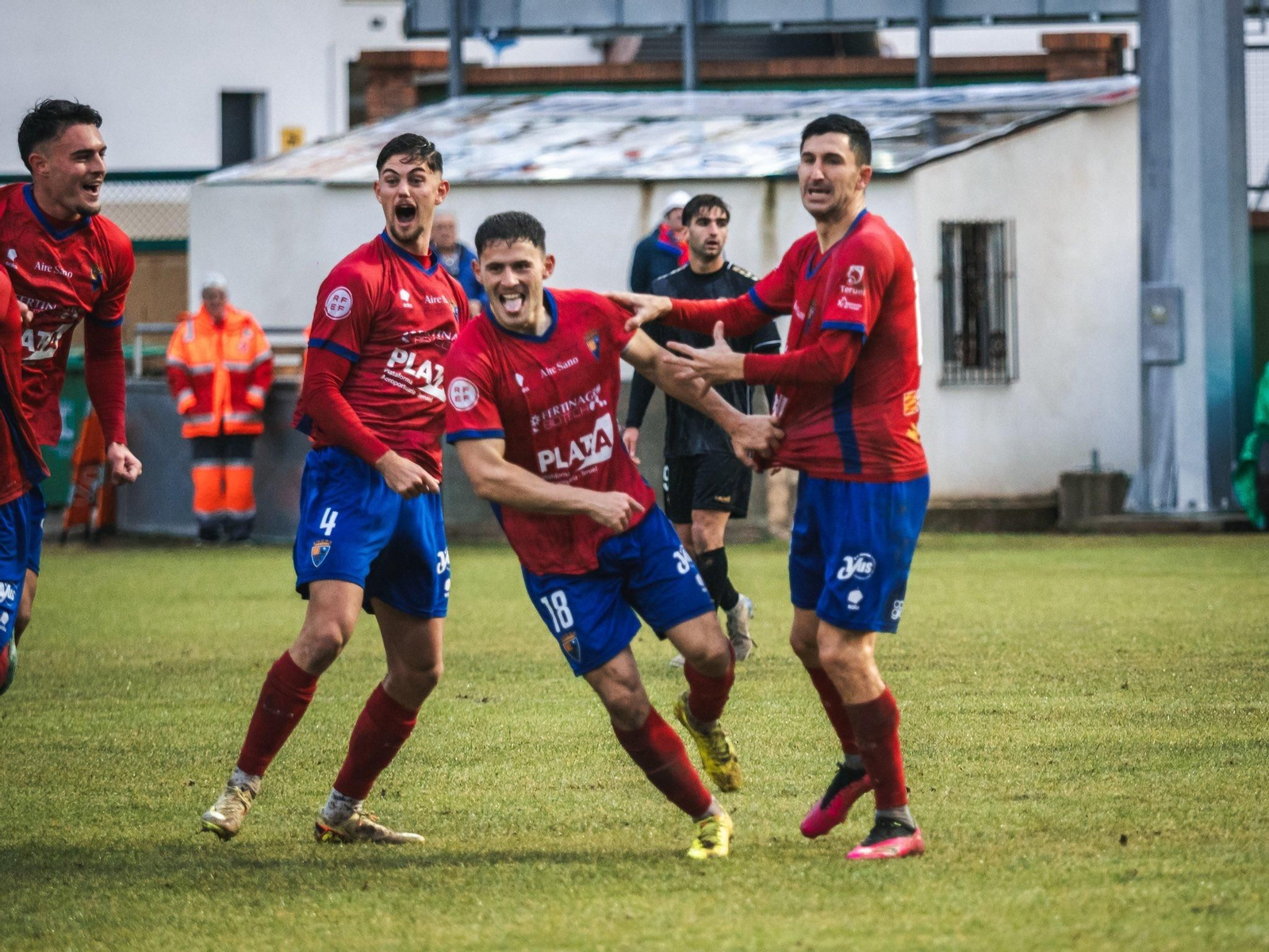 El Teruel celebra su gol ante el Algeciras.